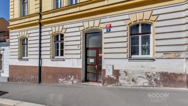 Pronájem komerčních prostor 53 m2, ul. Pod Vlachovkou, Praha 8 - Libeň.