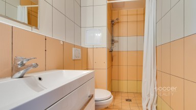 Pronájem nebytových prostor 105 m2 v ulici Litoměřická, Praha 9 - Prosek. 