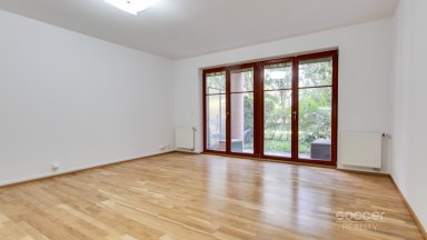 Pronájem bytu 3+kk/T/G/S, předzahrádka, 76 m2, ul. Paťanka, Praha 6 - Podbaba