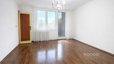Pronájem bytu 1+kk/L/S, 30 m2, Praha  8 - Troja, ul. Písečná.