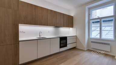 Pronájem bytu 1+1, 44 m2, ulice Křižíkova, Praha 8 – Karlín. 