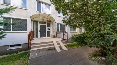 Prodej bytu 4+1/L/S, 77,95 m2, ulice U Pentlovky, Praha 8 - Troja. 