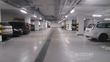 Pronájem bezpečného vnitřního parkovacího místa, Praha 8 - Čimice , Hrašeho