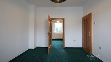 Prodej rodinného domu 6 + 1/dvě garáže, zahrada v Praze 10 - Strašnice, ulice Průběžná.