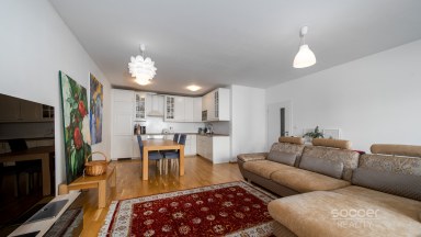 Prodej bytu 4+kk/sklep/garážové stání/balkon, 104m2, ul. Nepomuckých, Praha 9 - Letňany.