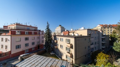 Pronájem hezkého bytu 2+1/B, 50 m2,  Praha 4 - Podolí, ulice Pravá.