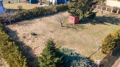 Prodej stavebního pozemku 1300 m2 v obci Záryby.