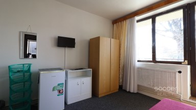 Pronájem pokoje 20 m2 s balkonem na Praze 9 – Čakovice, v ul. Danielova.