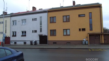 Pronájem cihlové garáže ve vyhledávané lokalitě Mladé Boleslavi.