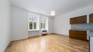 Prodej bytu 2+kk, 59 m2, ulice Hradecká, Praha 3 - Vinohrady. 