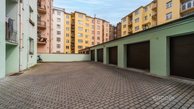 Prodej bytu 2+kk, 59 m2, ulice Hradecká, Praha 3 - Vinohrady. 