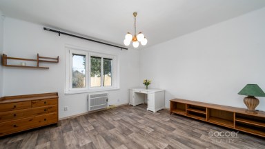 Příjemný venkovský dům se zahradou necelé 2 km od centra Neratovic
