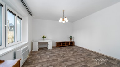 Příjemný venkovský dům se zahradou necelé 2 km od centra Neratovic