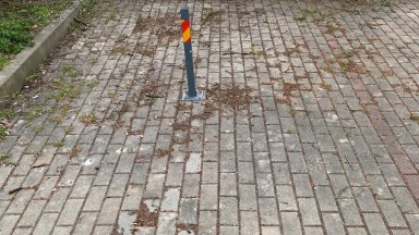 Pronájem venkovního parkovacího stání v ulici Kudrnova, Praha 5 - Motol. 