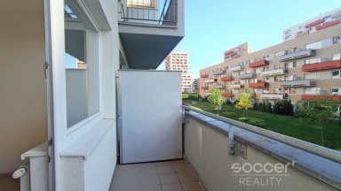 Pronájem bytu 1+kk/B, 30 m2, Praha 10 - Horní Měcholupy, ul. Hornoměcholupská.