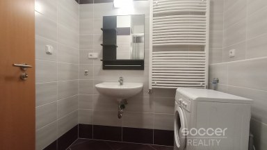 Pronájem bytu 1+kk/B, 30 m2, Praha 10 - Horní Měcholupy, ul. Hornoměcholupská.