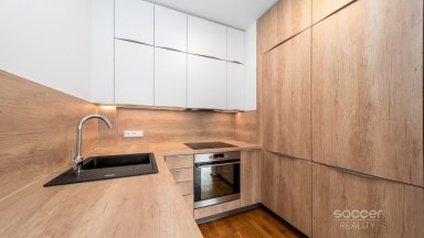 Pronájem bytu 2+kk/B/S/PS, 75 m2, Praha 6 - Vokovice, ul. Tibetská.
