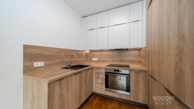 Pronájem bytu 2+kk/B/S/PS, 75 m2, Praha 6 - Vokovice, ul. Tibetská.
