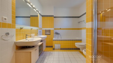 Pronájem bytu 4+kk, 142 m2, ul. Na Sychrově, Praha 10 - Michle.