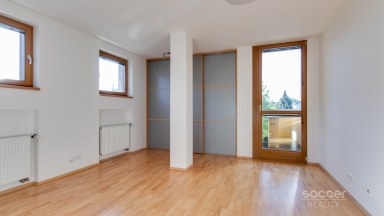 Pronájem bytu 4+kk, 142 m2, ul. Na Sychrově, Praha 10 - Michle.