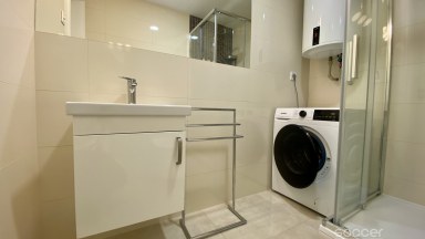 Zcela nový byt krásným výhledem v Korunní ulici, Vinohrady.