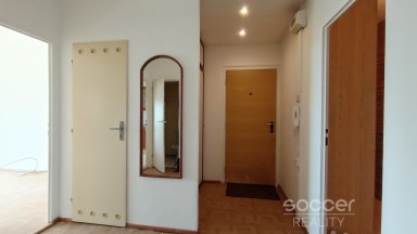 Pronájem bytu 3+1/L/S, 72 m2, Praha 10 - Horní Měcholupy, Milánská