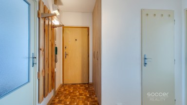 Pronájem bytu 3+1/lodžie/sklep, 75 m2, OV, ul. Doležalova, Praha – Černý Most.