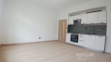 Pronájem krásného bytu 2+kk, 50 m2, Praha 3 - Žižkov, ul. Jeseniova.