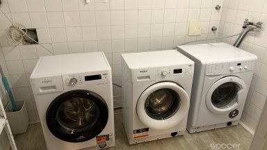 Pronájem světlého, prostorného bytu 1+kk, 42m2 v Praze 3- Jeseniova ul.