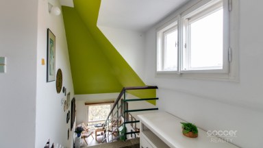 Pronájem slunného bytu - garsoniéry, 30 m2, ul. U Kolejí, Praha 6. 