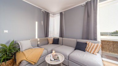 Byt 4+1/terasa/GS/PS/půda, 95 + 11,8 m2 na Praze 9 – Horní Počernice, ul. V Javorech na prodej.