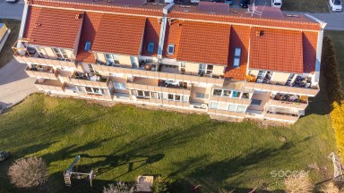 Byt 4+1/terasa/GS/PS/půda, 95 + 11,8 m2 na Praze 9 – Horní Počernice, ul. V Javorech na prodej.