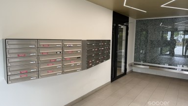 Pronájem prostorného bytu 3+kk, 104m2 s balkonem, garáž. stáním, sklepem v Praze 5, ul. Naskové