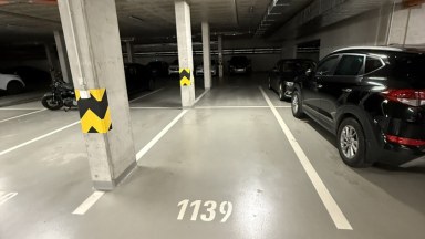 Pronájem prostorného bytu 3+kk, 104m2 s balkonem, garáž. stáním, sklepem v Praze 5, ul. Naskové