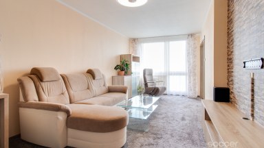 Pronájem bytu 2+1 s lodžií, celkem 60,11 m², Cíglerova 1091/34, Praha 14 – Černý Most