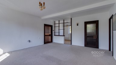 Pronájem rodinného domu, 5+2/G, T, Z, 180m2, ul. 5. května , Smečno.