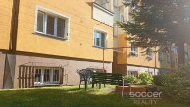 Pronájem bytu 1+kk/B, 28m2, Praha 3 - Žižkov, ul. Jeseniova.