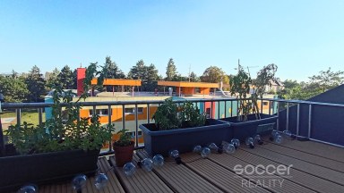 Pronájem bytu 1+kk/B, 28m2, Praha 3 - Žižkov, ul. Jeseniova.