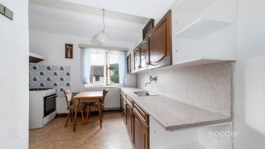 Prodej domu 2+1/zahrada/půda/sklep, 72 m2, ul. Alšova, Jirny, Praha – východ.