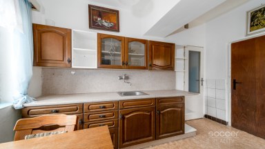 Prodej domu 2+1/zahrada/půda/sklep, 72 m2, ul. Alšova, Jirny, Praha – východ.
