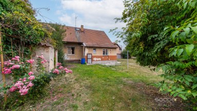 Prodej domu 2+1/zahrada/půda/sklep, 72 m2, ul. Alšova, Jirny, Praha – východ.