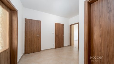 Prodej bytu 3+kk/G/S/Z, 73 m2, ul. Šenflukova, Jílové u Prahy.