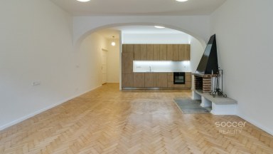 Pronájem bytu 1+kk, 49 m2, ulice Křižíkova, Praha 8 – Karlín. 