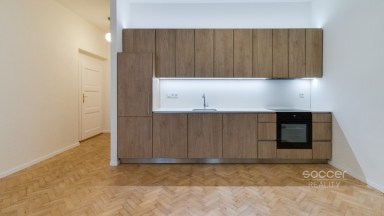 Pronájem bytu 1+kk, 49 m2, ulice Křižíkova, Praha 8 – Karlín. 