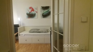 Pronájem krásného bytu 1+kk/L/S, 32 m2, Praha 4 - Krč, Milevská