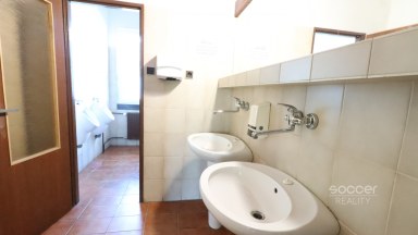 Pronájem nově zrekonstruované kanceláře, 15 m2, Praha 10 - Dolní Měcholupy, Ke Kablu