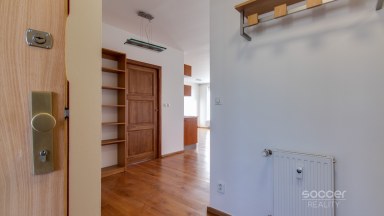 Pronájem bytu 2+kk/T/B, 80 m2 v ulici Cihlářská, Praha 9 - Prosek. 