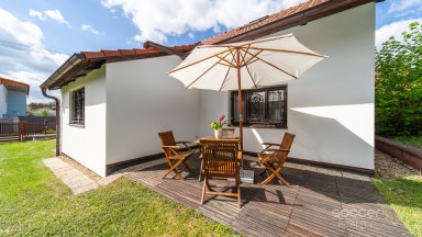 Malebný venkovský dům s prostornou zahradou blízko Českého ráje.