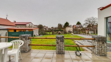 Pronájem krásného bytu 2+kk/zahrada, 60 m², ul. Dělnická, Nové Jirny