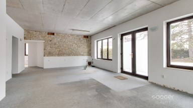 K pronájmu kanceláře 90 m² – Praha, Mezihoří, Horní Počernice